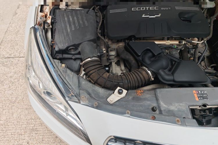 Used Chevrolet Malibu 2013 2.0L Automatic Luxury Edition Engine Bay Right