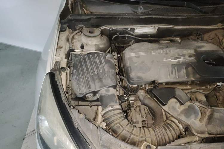 Used Chevrolet Malibu 2013 2.0L Automatic Luxury Edition Engine Bay Right