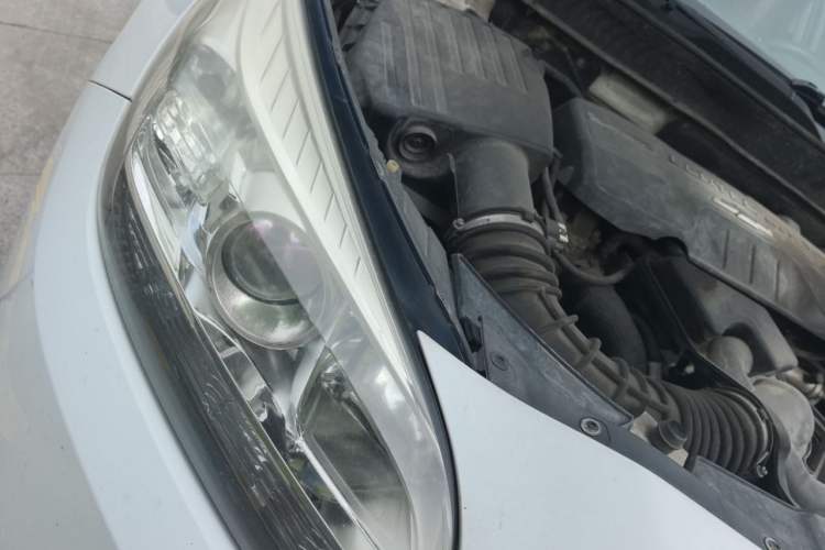 Used Chevrolet Malibu 2013 2.0L Automatic Luxury Edition Engine Bay Right