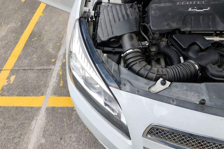 Used Chevrolet Malibu 2013 2.0L Automatic Luxury Edition Engine Bay Right