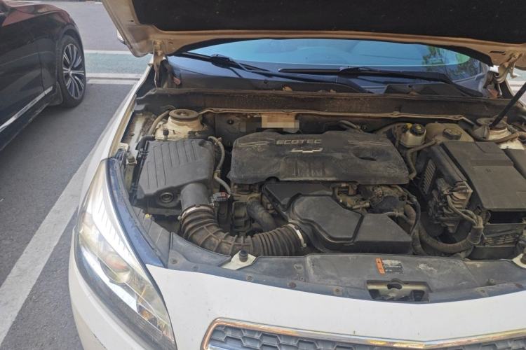 Used Chevrolet Malibu 2013 2.4L Automatic Luxury Edition Engine Bay Right