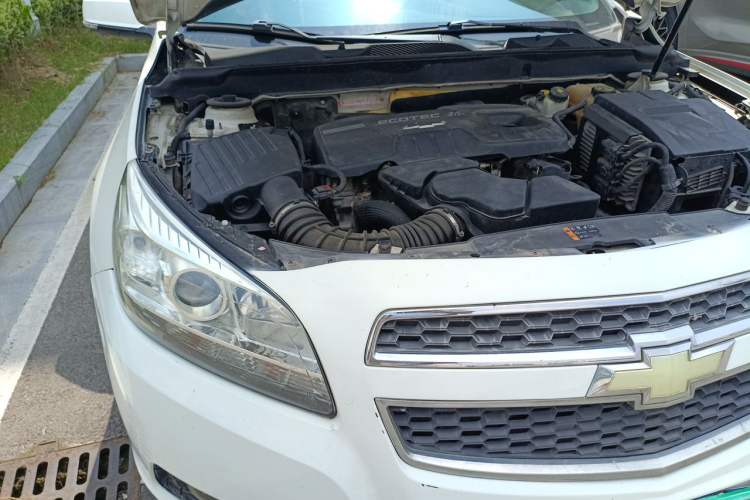 Used Chevrolet Malibu 2013 2.4L Automatic Luxury Edition Engine Bay Right