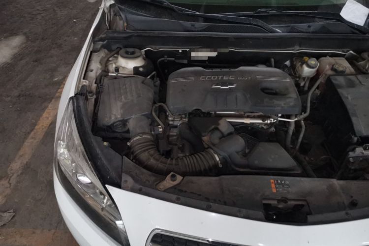 Used Chevrolet Malibu 2013 2.0L Automatic Luxury Edition Engine Bay Right