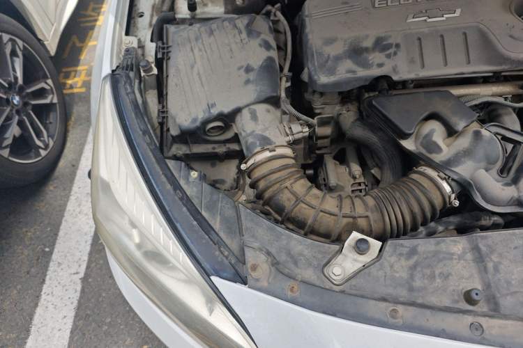 Used Chevrolet Malibu 2013 2.0L Automatic Luxury Edition Engine Bay Right