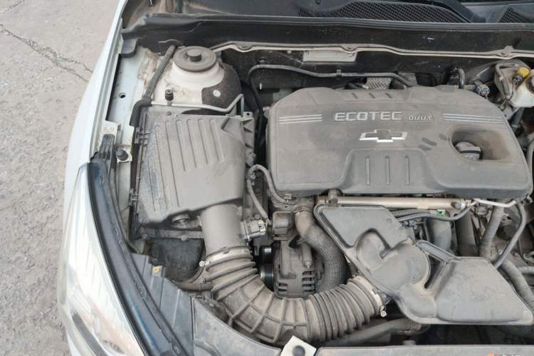 Used Chevrolet Malibu 2013 2.0L Automatic Luxury Edition Engine Bay Right