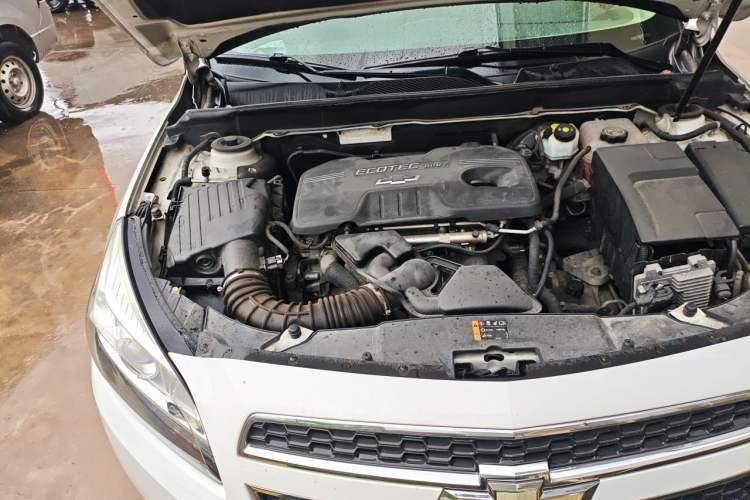 Used Chevrolet Malibu 2013 2.4L Automatic Luxury Edition Engine Bay Right
