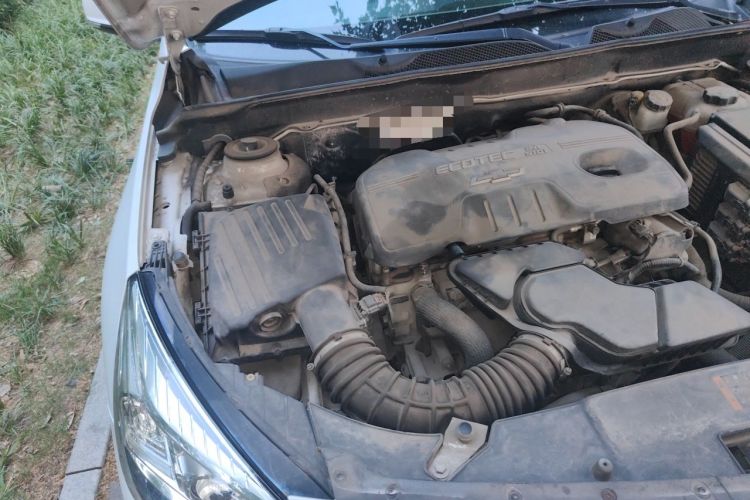 Used Chevrolet Malibu 2013 2.4L Automatic Luxury Edition Engine Bay Right