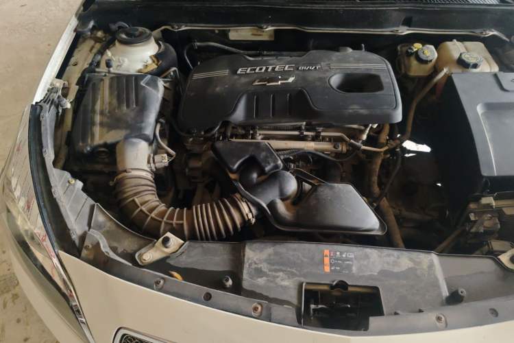 Used Chevrolet Malibu 2013 2.0L Automatic Luxury Edition Engine Bay Right