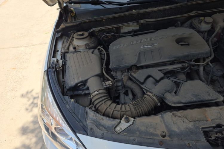 Used Chevrolet Malibu 2013 2.0L Automatic Luxury Edition Engine Bay Right