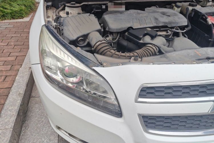 Used Chevrolet Malibu 2013 2.0L Automatic Luxury Edition Engine Bay Right