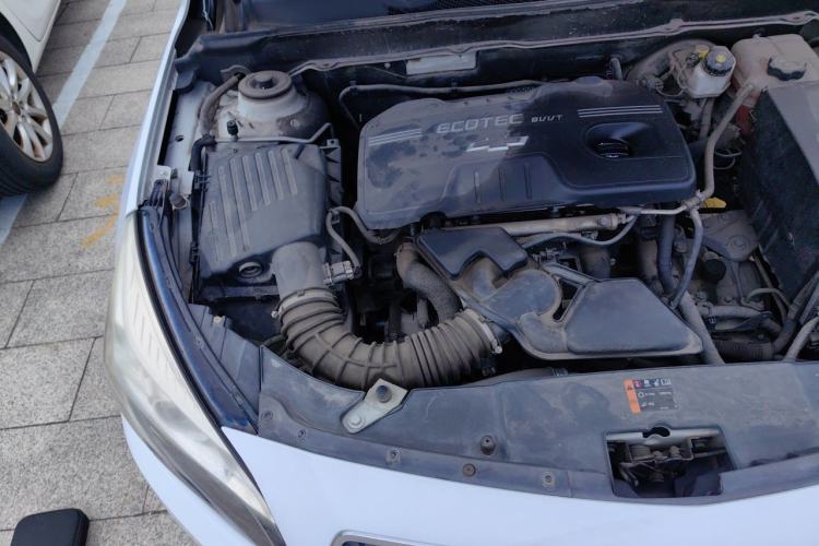 Used Chevrolet Malibu 2013 2.0L Automatic Luxury Edition Engine Bay Right