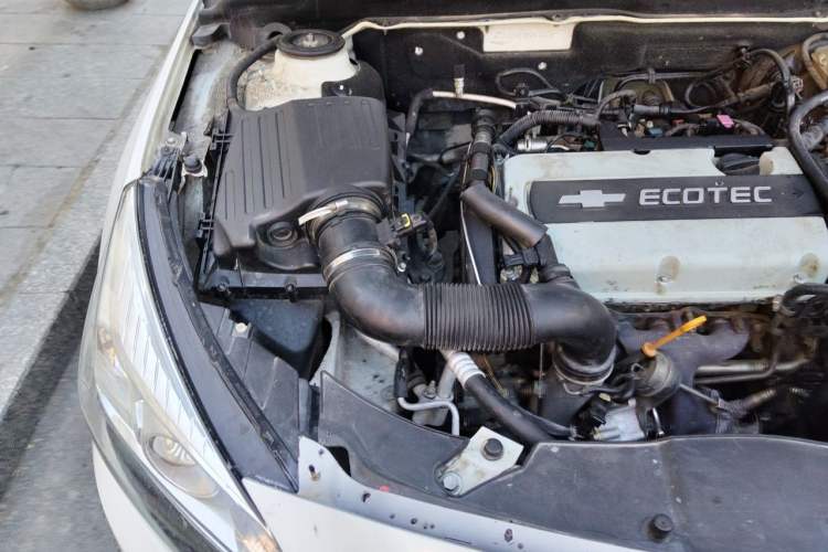 Used Chevrolet Malibu 2013 1.6T Automatic Luxury Edition Engine Bay Right