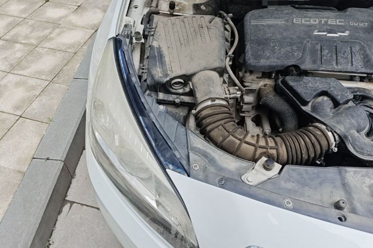 Used Chevrolet Malibu 2013 2.0L Automatic Luxury Edition Engine Bay Right