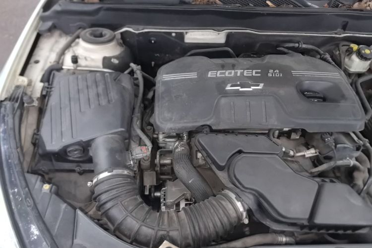 Used Chevrolet Malibu 2013 2.4L Automatic Luxury Edition Engine Bay Right