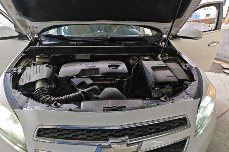 Used Chevrolet Malibu 2013 2.0L Automatic Luxury Edition Engine Bay