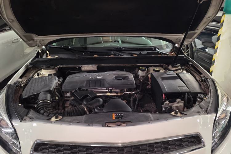 Used Chevrolet Malibu 2013 2.0L Automatic Comfort Edition Engine Bay