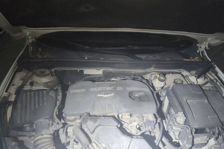 Used Chevrolet Malibu 2013 2.4L Automatic Luxury Edition Engine Bay