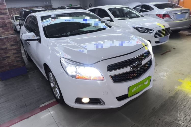 Used Chevrolet Malibu 2013 2.0L Automatic Luxury Edition Front Right 45 Deg