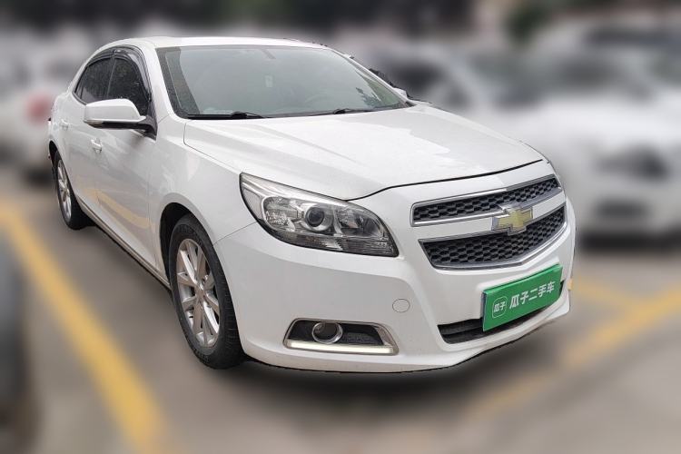 Used Chevrolet Malibu 2013 2.0L Automatic Luxury Edition Front Right 45 Deg