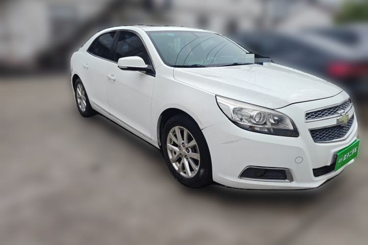 Used Chevrolet Malibu 2013 2.4L Automatic Luxury Edition Front Right 45 Deg