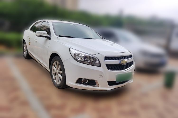 Used Chevrolet Malibu 2013 2.4L Automatic Luxury Edition Front Right 45 Deg