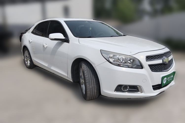 Used Chevrolet Malibu 2013 2.4L Automatic Luxury Edition Front Right 45 Deg