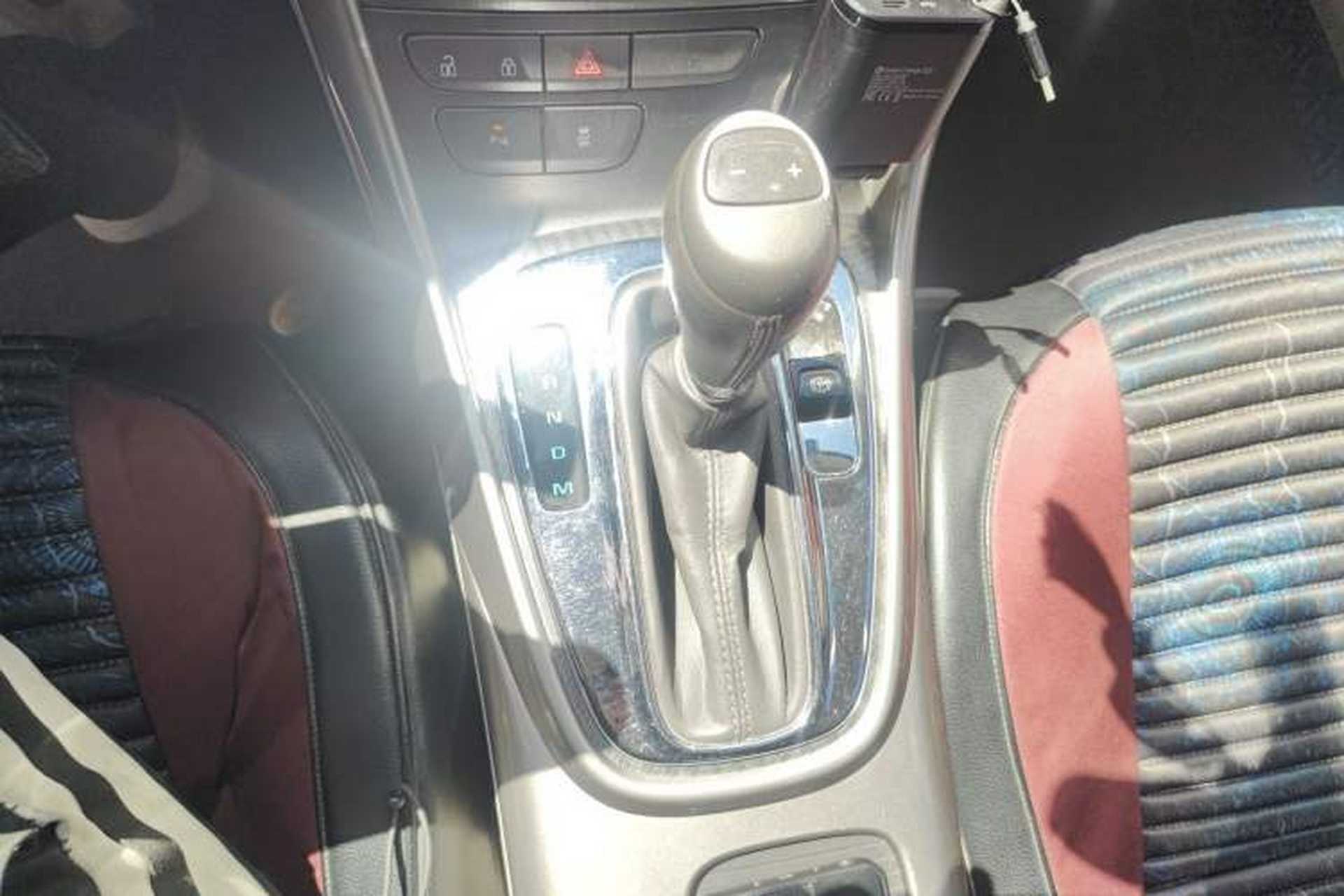 Used Chevrolet Malibu 2013 2.0L Automatic Luxury Edition Gear Lever