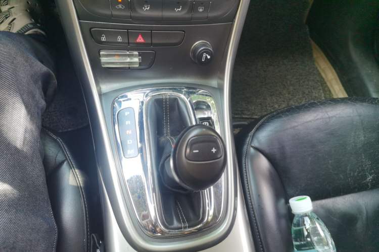 Used Chevrolet Malibu 2013 1.6T Automatic Comfort Edition Gear Lever