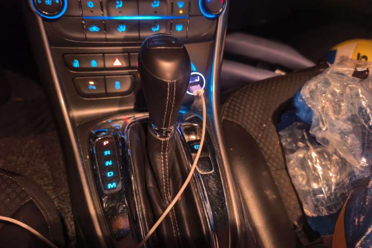 Used Chevrolet Malibu 2013 1.6T Automatic Comfort Edition Gear Lever