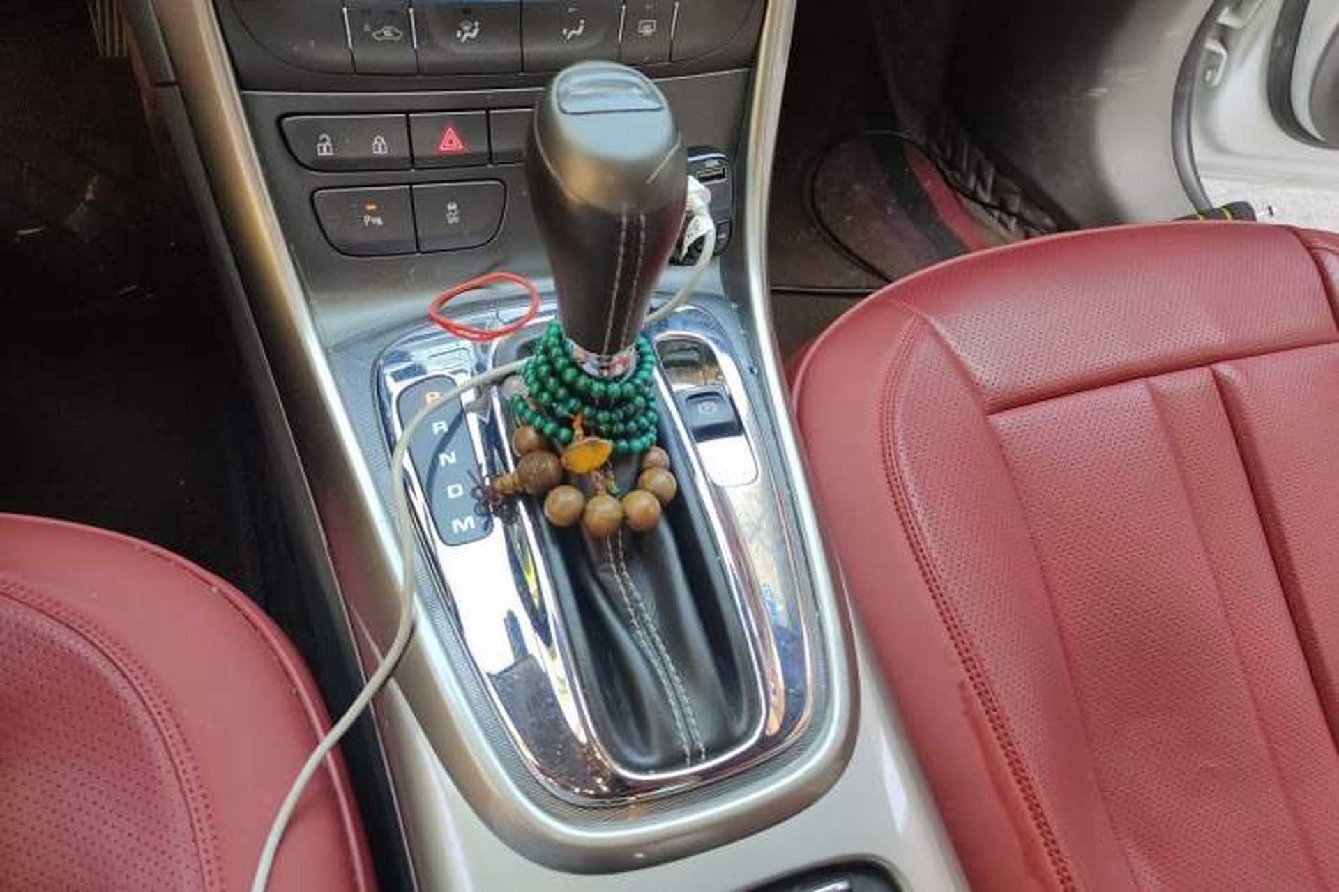 Used Chevrolet Malibu 2013 2.0L Automatic Luxury Edition Gear Lever
