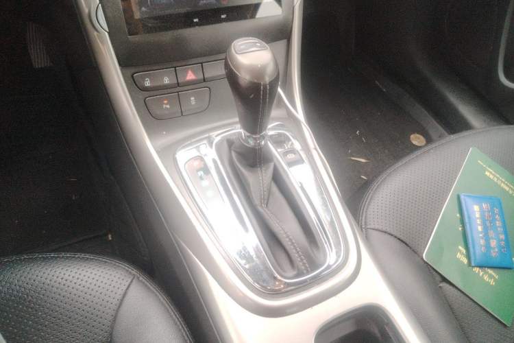 Used Chevrolet Malibu 2013 1.6T Automatic Comfort Edition Gear Lever