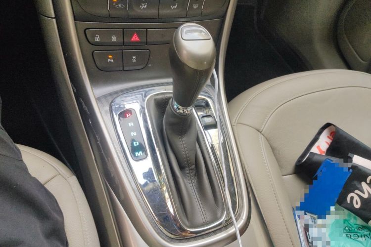 Used Chevrolet Malibu 2013 2.0L Automatic Luxury Edition Gear Lever