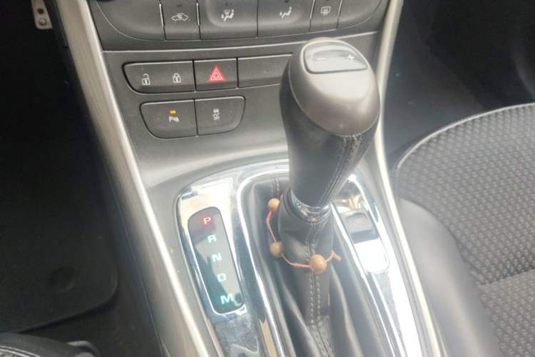 Used Chevrolet Malibu 2013 1.6T Automatic Comfort Edition Gear Lever
