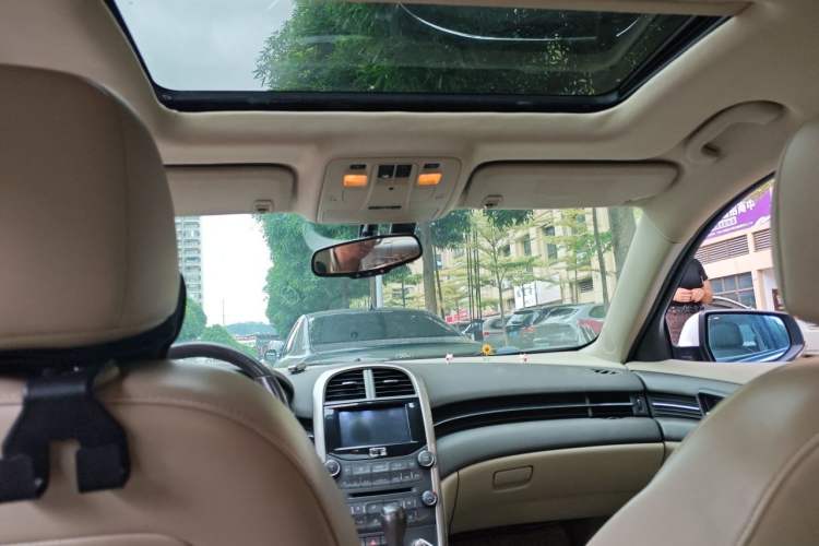 Used Chevrolet Malibu 2013 2.4L Automatic Luxury Edition Headliner