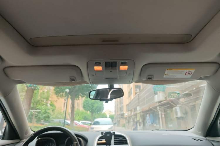 Used Chevrolet Malibu 2013 2.0L Automatic Luxury Edition Headliner