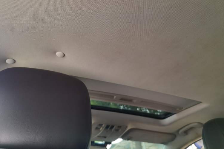Used Chevrolet Malibu 2013 1.6T Automatic Comfort Edition Headliner