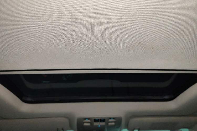 Used Chevrolet Malibu 2013 2.0L Automatic Luxury Edition Headliner