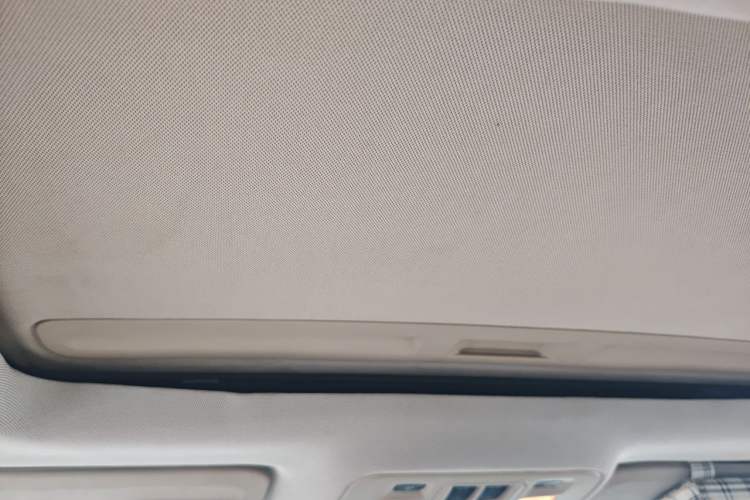 Used Chevrolet Malibu 2013 2.0L Automatic Luxury Edition Headliner