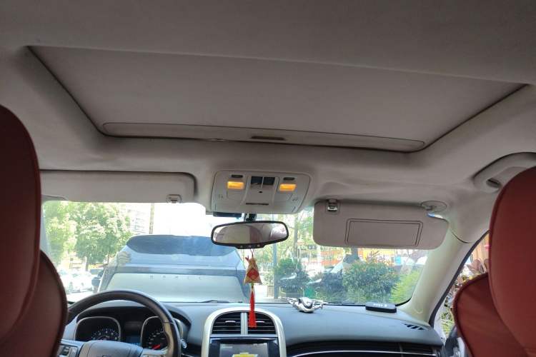Used Chevrolet Malibu 2013 2.0L Automatic Luxury Edition Headliner