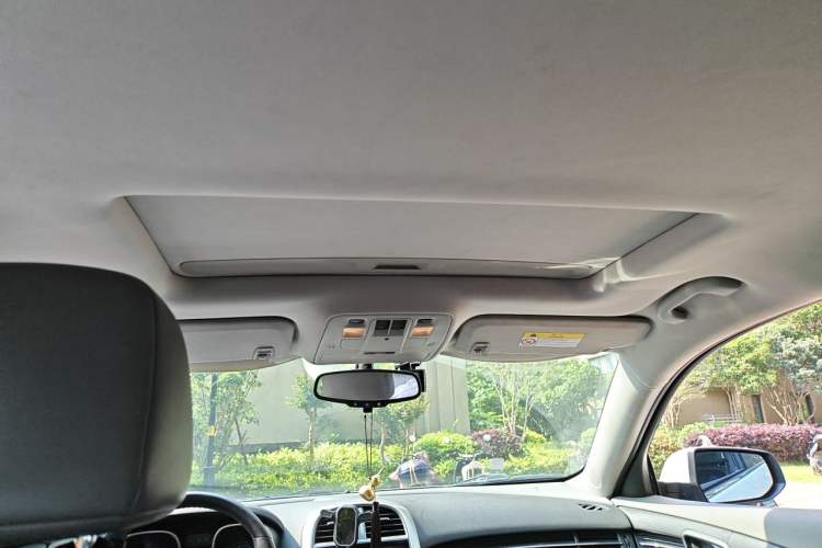 Used Chevrolet Malibu 2013 2.0L Automatic Luxury Edition Headliner