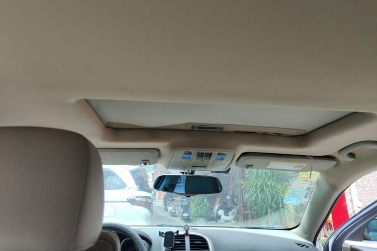 Used Chevrolet Malibu 2013 2.4L Automatic Luxury Edition Headliner