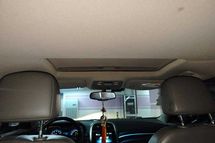 Used Chevrolet Malibu 2013 2.0L Automatic Luxury Edition Headliner