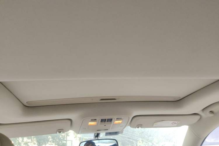 Used Chevrolet Malibu 2013 2.0L Automatic Luxury Edition Headliner
