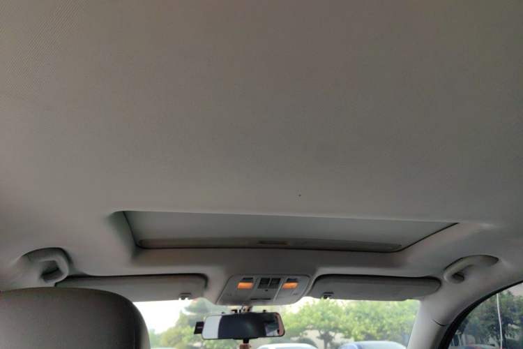 Used Chevrolet Malibu 2013 2.0L Automatic Luxury Edition Headliner