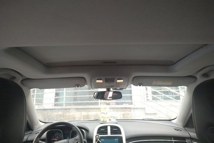 Used Chevrolet Malibu 2013 1.6T Automatic Comfort Edition Headliner