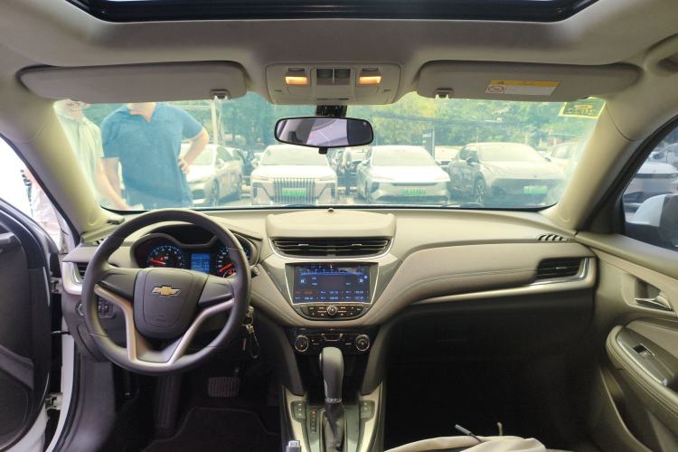 Used Chevrolet Malibu 2013 1.6T Automatic Comfort Edition Headliner