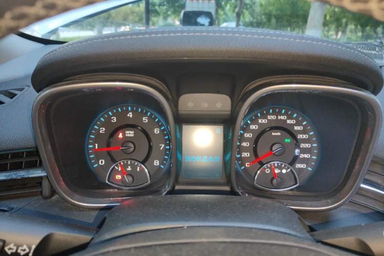 Used Chevrolet Malibu 2013 2.4L Automatic Luxury Edition Instrument Cluster
