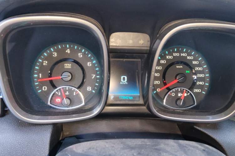 Used Chevrolet Malibu 2013 1.6T Automatic Luxury Edition Instrument Cluster