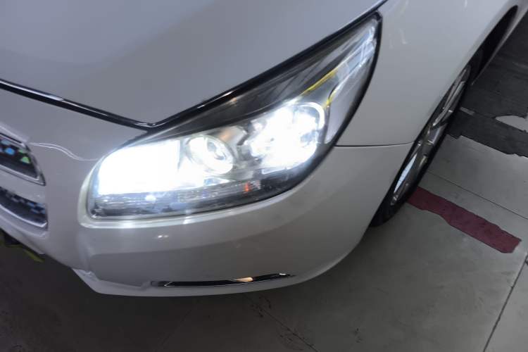 Used Chevrolet Malibu 2013 2.0L Automatic Luxury Edition Left Front Headlight