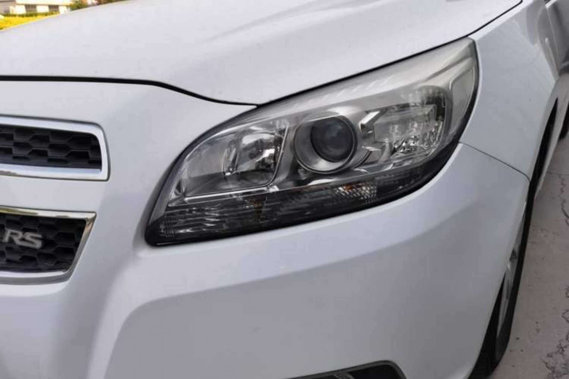 Used Chevrolet Malibu 2013 2.0L Automatic Luxury Edition Left Front Headlight